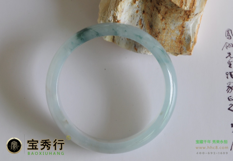 冰糯种飘花翡翠手镯