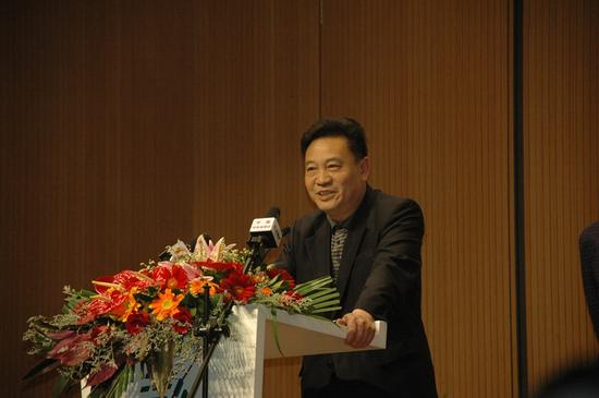 中国收藏家协会会长罗伯健致辞