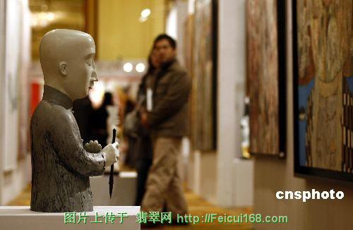 图：中国嘉德秋拍预展 5300件拍品亮相北京