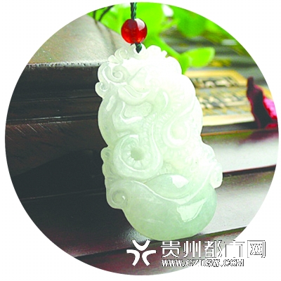话说翡翠：智慧如蛇
