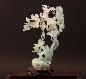 叶金龙大师翡翠雕刻产品4月15日亮相