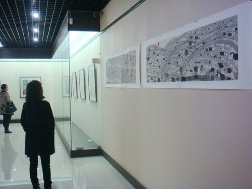 高级美术师袁金海画展在宜兴举行