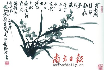 百岁画家走近画案便精神抖擞