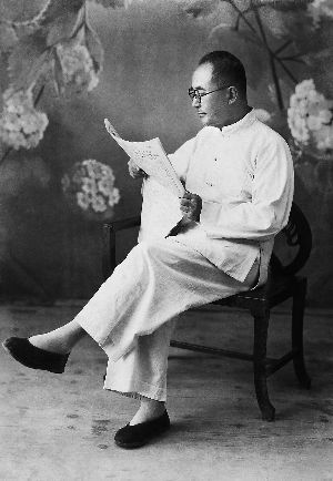 叶景吕：一站一坐一生(图)