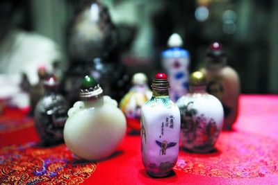 方寸鼻烟壶大有来头(图)