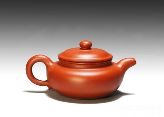 紫砂壶－陆伯勤仿古 （图片来源：博宝宝珍商城）