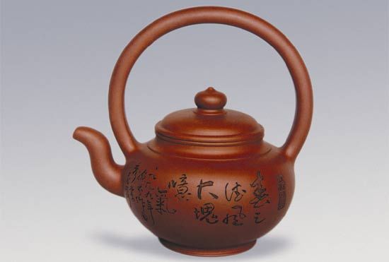 曹婉芬紫砂作品首度亮相京城
