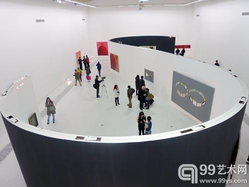 臧坤坤个展《现实的弧度》林大画廊登场