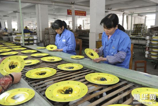 英国王室婚礼用瓷中国造(图)