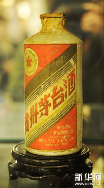 百瓶陈年茅台在沪拍卖预展(图)