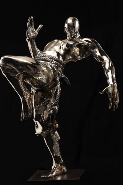 《横空》 不锈钢 65 x 55 x 85 cm  2010-2011年