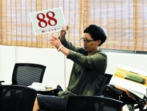 文博会分场神秘买家1.2亿拍下齐白石巨作