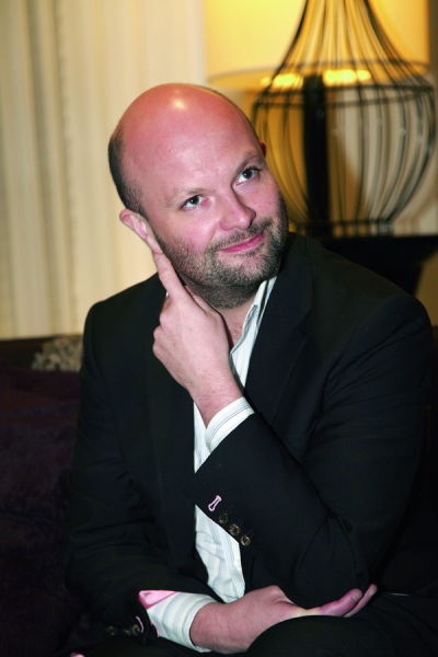 专访香港艺博会总监Magnus Renfrew(图)