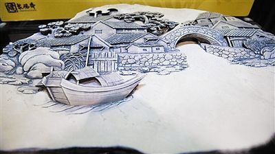 展览上展出的一方太湖砚。