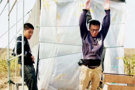 刘小东口述《金城小子》：土得荒谬而神奇