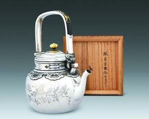 汤沸臻品金银壶：煮出的水为软水