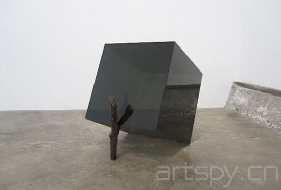 Trap no. 001， 2011