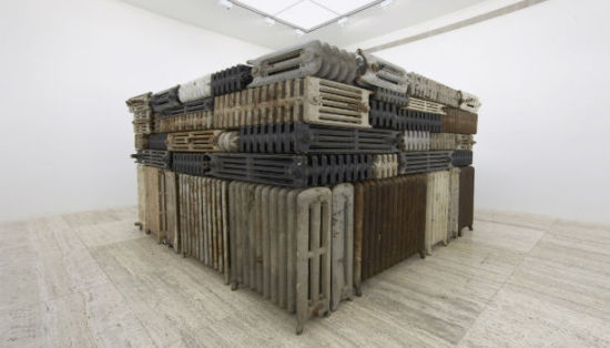 装置照片，巴提?克尔的作品《西来的热风》，Hauser & Wirth， 纽约，2012