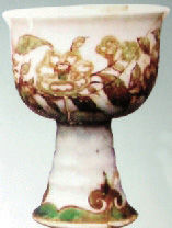 图5 元景德镇釉上彩高足杯