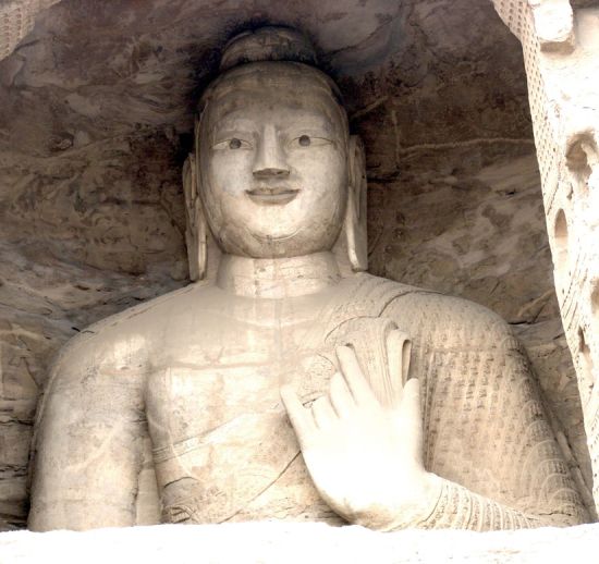 图4 第十八窟主尊