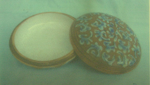 紫砂胎酱釉蓝花印泥小盒