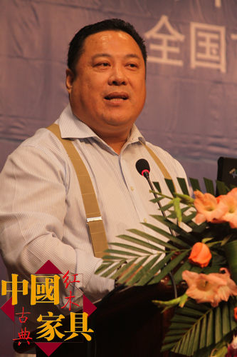 香港佐丹诗董事长夏振南