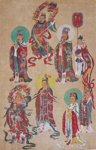 《斗母天并诸天众像》 明 绢本 纵136厘米 横87.5厘米 斗母是北斗众星之母，是道教的智慧女神。相传斗母是一位王妃，名紫光夫人，类似佛教中之观世音菩萨。