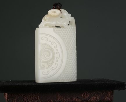 博观2014年第七期“玲珑美玉”拍品