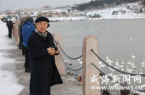 吕厚民：摄影大赛应走出威海传播美