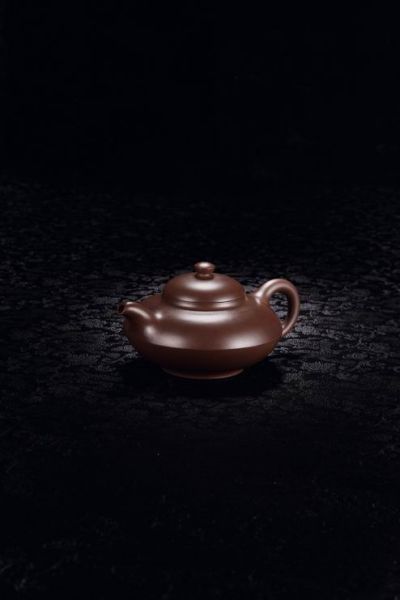 1月20日长风拍卖将拍顾景舟两把力作壶