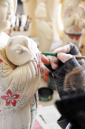 唐三彩和青铜器的高仿品