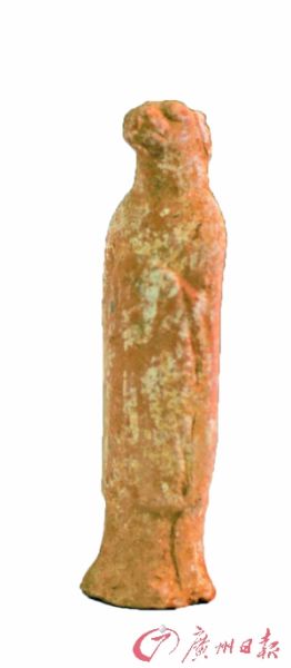 石湾陶兔展喜迎兔年(图)