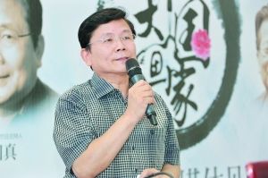 画家也搞选秀：诗人做主持演员来画画