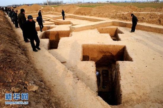 河南温县发现大型汉代墓葬群：出土文物200余件