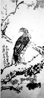 关山月、刘海粟、张肇铭、张振铎共同创作的《红枫苍鹰》拍出12万的全场最高价。 本报记者 倪娜 翻拍