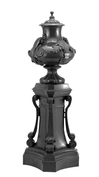 俄罗斯乌拉山矿石雕塑台壶