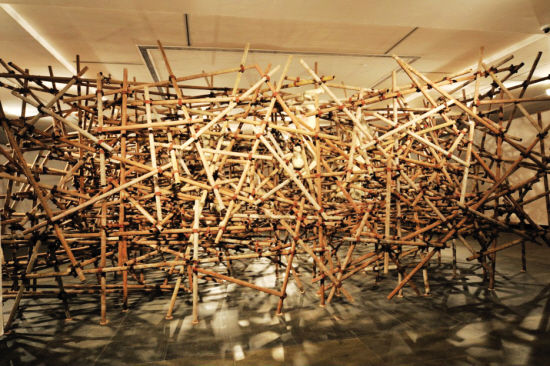 张大力的《布朗运动》