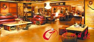 西班牙家具最大之特色是温馨亲切、热情洋溢、真材实料、表里如一。