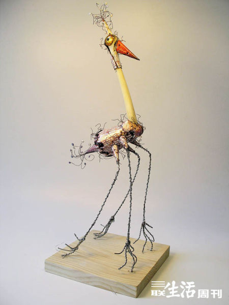 老艺术家拉斐尔?阿罗约－魏勒穆《人物与昆虫》系列