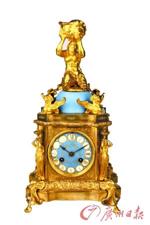 法国海神尼普顿铜鎏金壁炉钟