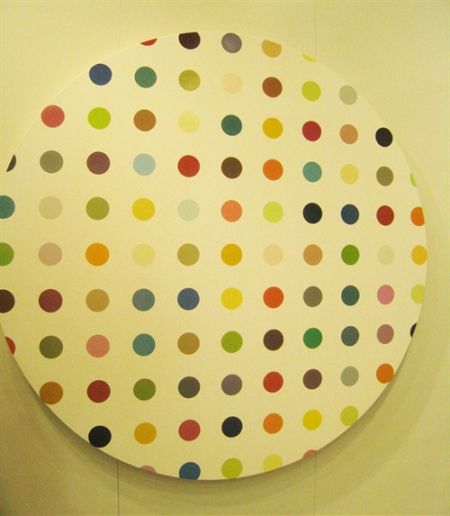 Damien Hirst早期的圆点画 Spot Paintings