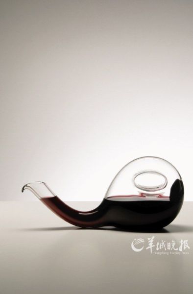 快速醒酒设计兼具意趣的“蜗牛”