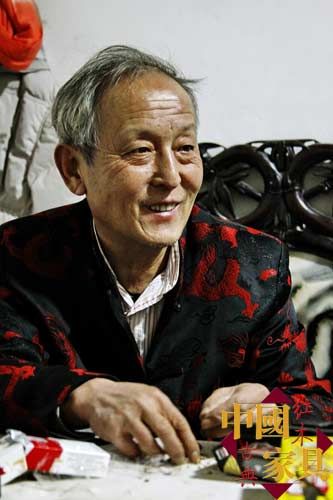 龙文化小释：苍龙出海雕艺水平的优劣鉴析(图)