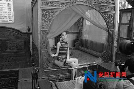 红木家具模特成镜头前新热点