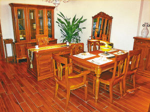 中国是世界家具的鼻祖，在硬木家具制造及传统雕刻手工艺等方面遥遥领先。