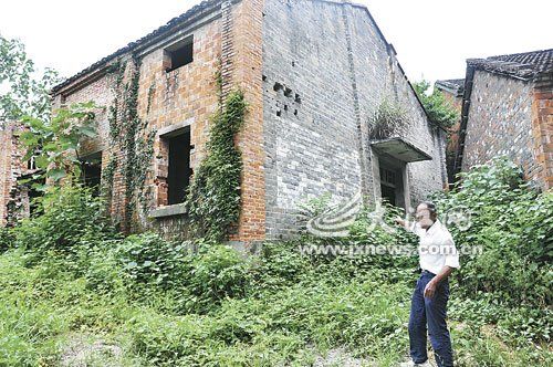江西一康熙年间古钟失踪 文物贩曾欲高价收购
