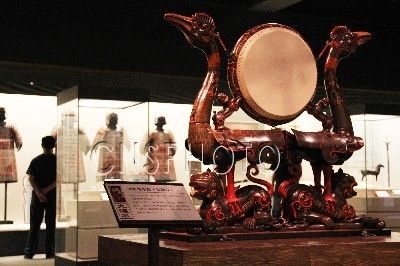 九连墩楚墓出土文物亮相太原