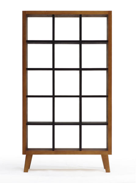 新中式书柜。双色插色设计，同时在简约外形和中式厚重感间取得了良好的平衡， 采用传统榫卯结构，结实耐久。（图片提供：素元木作）