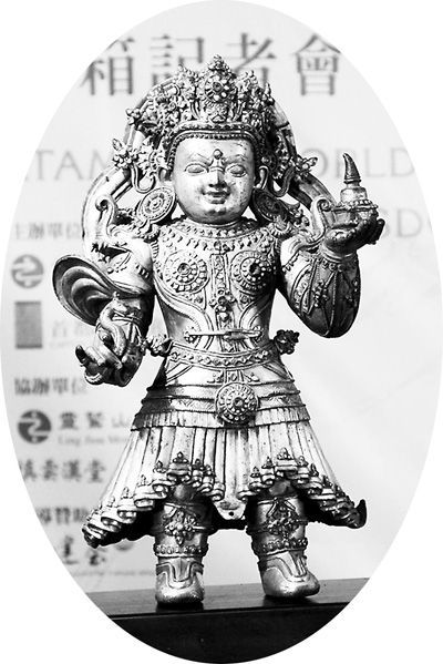 藏传佛像广目天王。