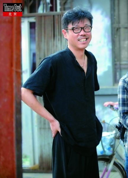 记天真淳朴的艺术家杨宏伟